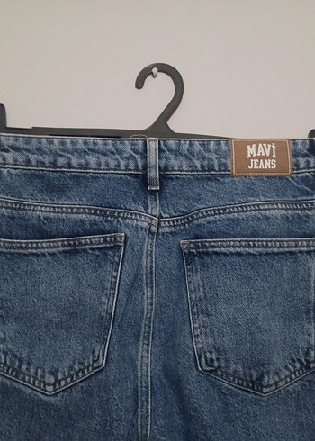 Mavi Jeans Sokak Stili Bol Kesim Midi Kadın Kot Pantolon