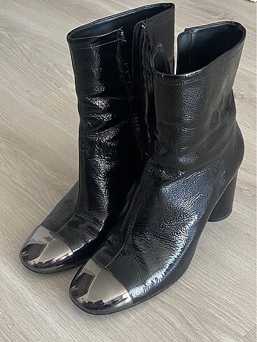 Zara Zara Bot