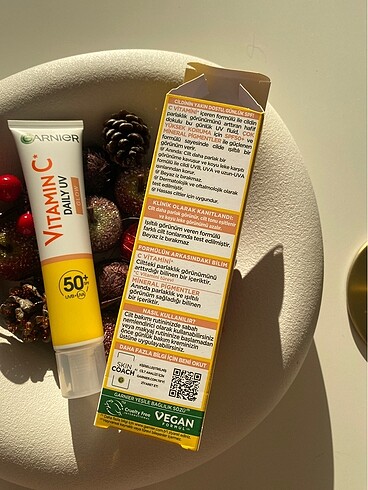 Garnier Güneş Koruyucu Yüz Kremi - Görsel 2