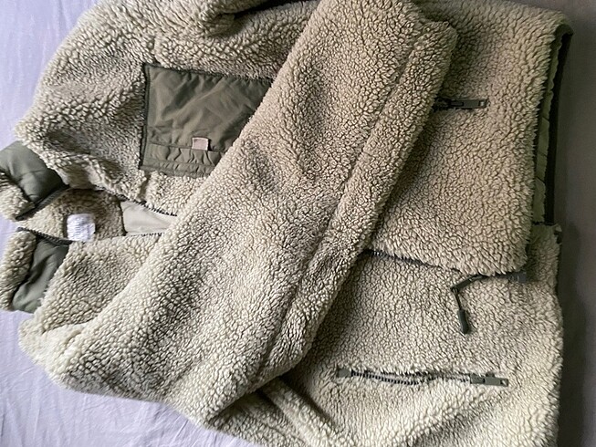 m Beden Pull and Bear peluş ceket
