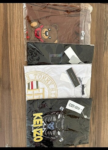 Moschino T-shirt 