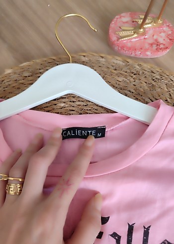 Pembe Baskılı crop