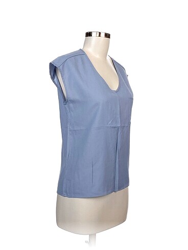 Pull and Bear Pull and Bear Bluz %70 İndirimli.