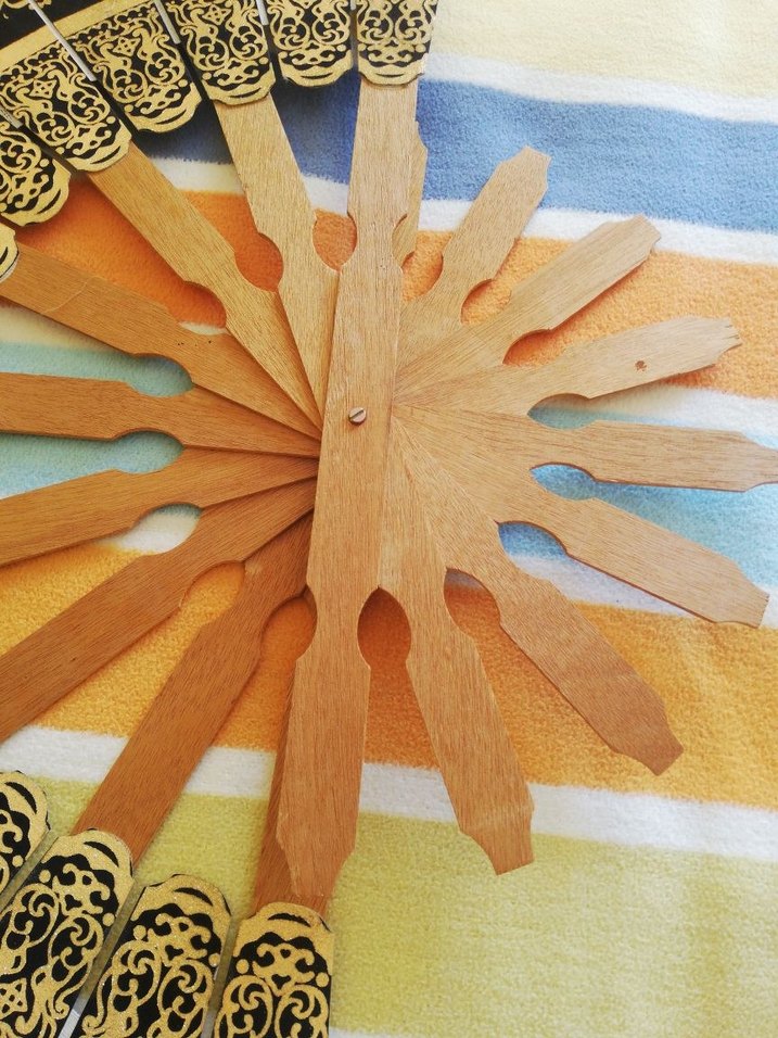 Bej ve siyah dekoratif duvar yelpazesi - Görsel 4