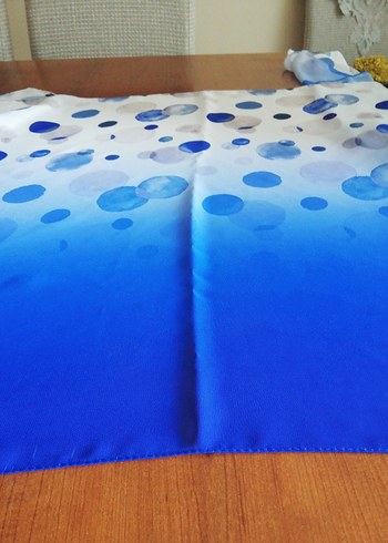 Mavi Parlak İpek Kadın Fular - Görsel 2