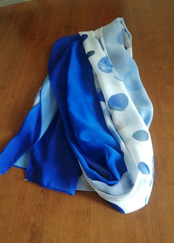 Mavi Parlak İpek Kadın Fular - Görsel 3