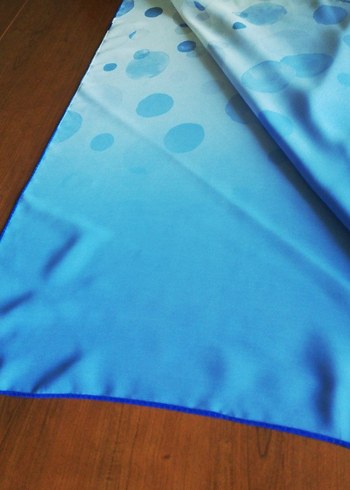 Mavi Parlak İpek Kadın Fular - Görsel 6