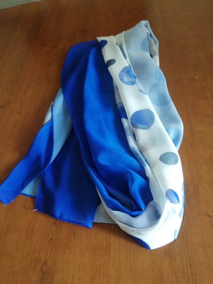 Mavi Parlak İpek Kadın Fular - Görsel 3