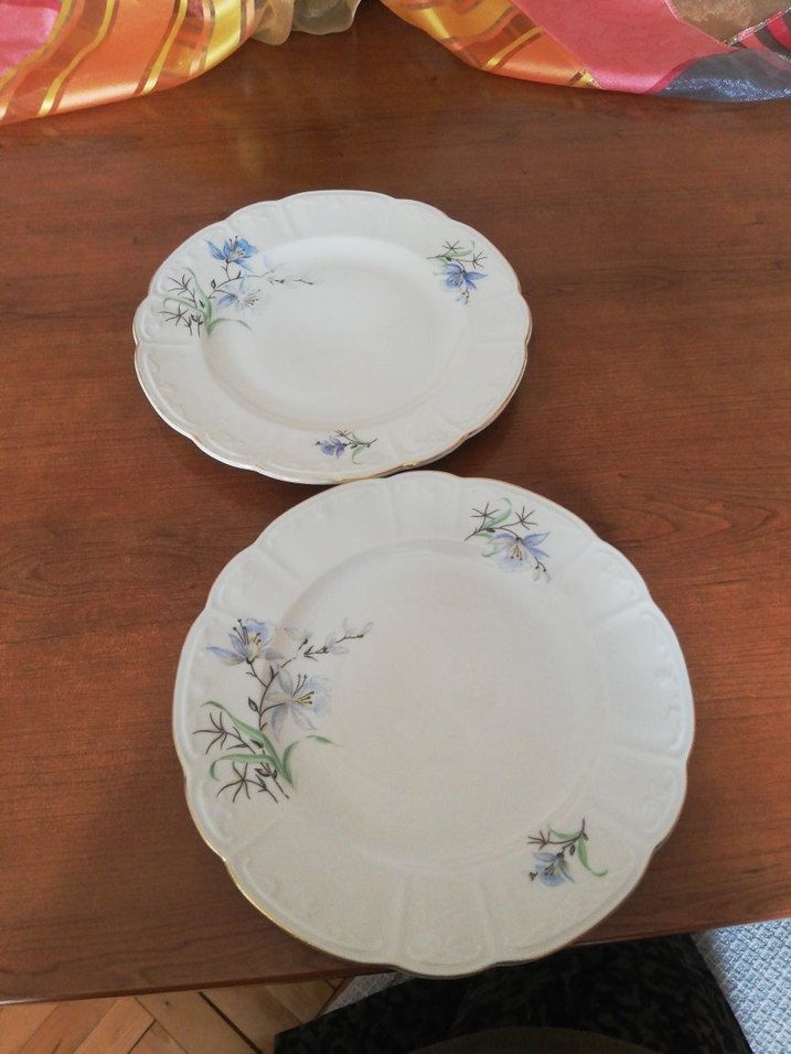 Beyaz Porselen Çiçek Desenli tatlı Tabakğı - Görsel 4