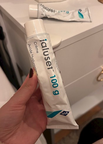 Diğer Ialuset Hyaluronik Asit Krem 100 g