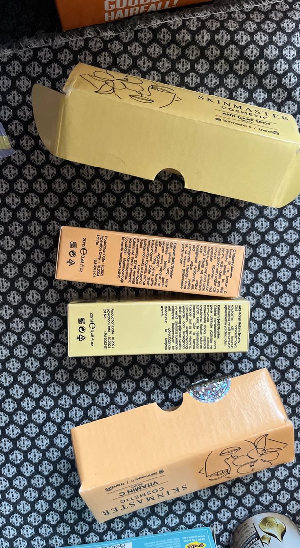 C Vitamini ve Leke Karşıtı Cilt Bakımı Seti - Görsel 2