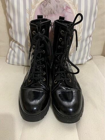 VKS Shoes Zara bot