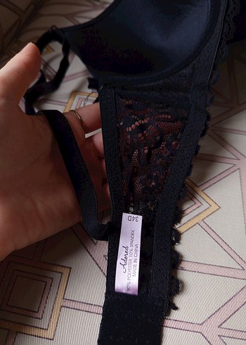 Siyah Dantelli Sütyen Takımı - Görsel 7