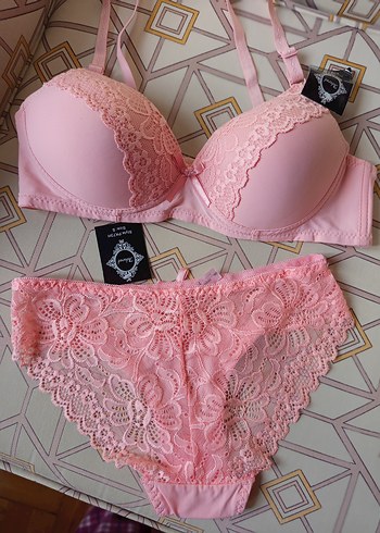 Pembe Dantel Detaylı Sütyen Takımı - Görsel 2