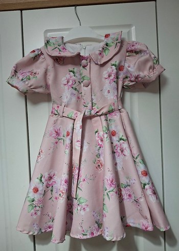 Pembe Çiçekli Vintage Kız Elbisesi