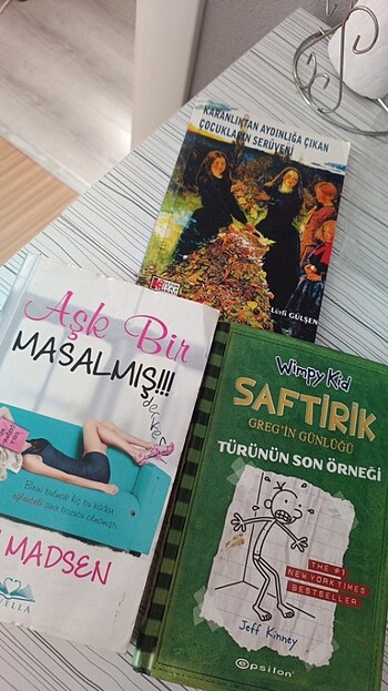 Kitap 3 adet 
