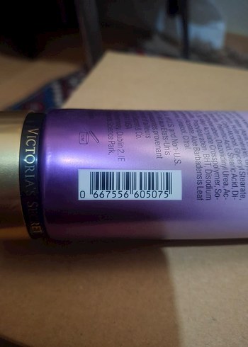 Victoria s Secret Victoria's Secret Love Spell Vücut Losyonu