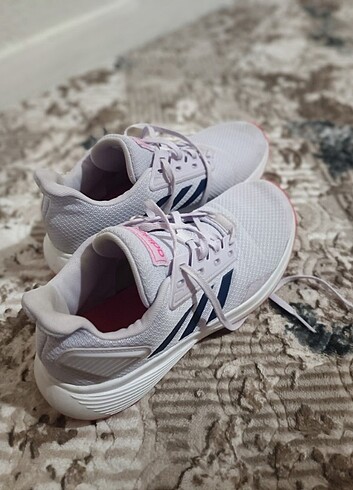 Adidas duramo 