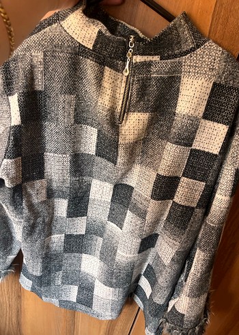 Gri Kareli Yün Boğazlı Tüy Detaylı Kadın Kazak - Görsel 6