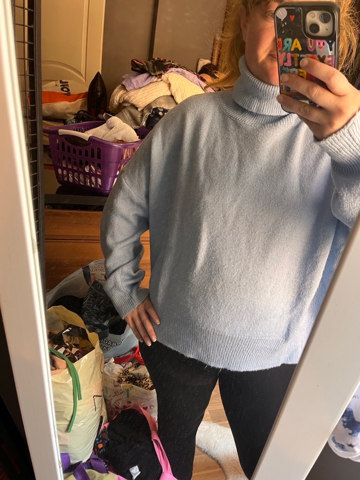 Gri Boğazlı Rahat Kesim Kadın Kazak - Görsel 2