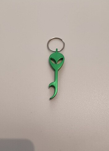 Metal uzaylı açacak anahtarlık