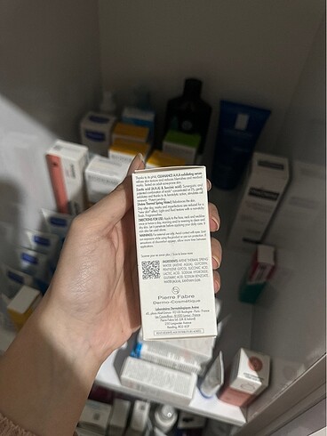 Beden Renk Avene Cleanance AHA Exfoliating Serum 30 ml