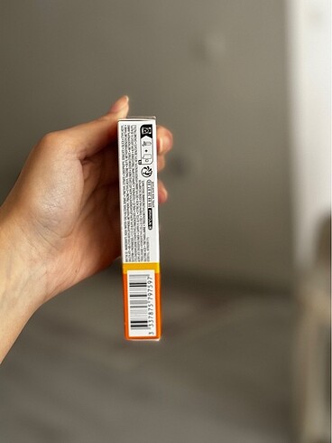 Beden Renk La Roche Posay Anthelios UVmune400 Invisible Fluid Tüm Cilt Tipl