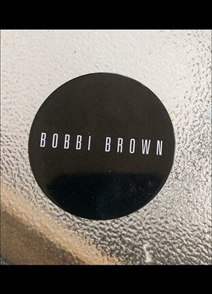 Bobbi Brown kapatıcı