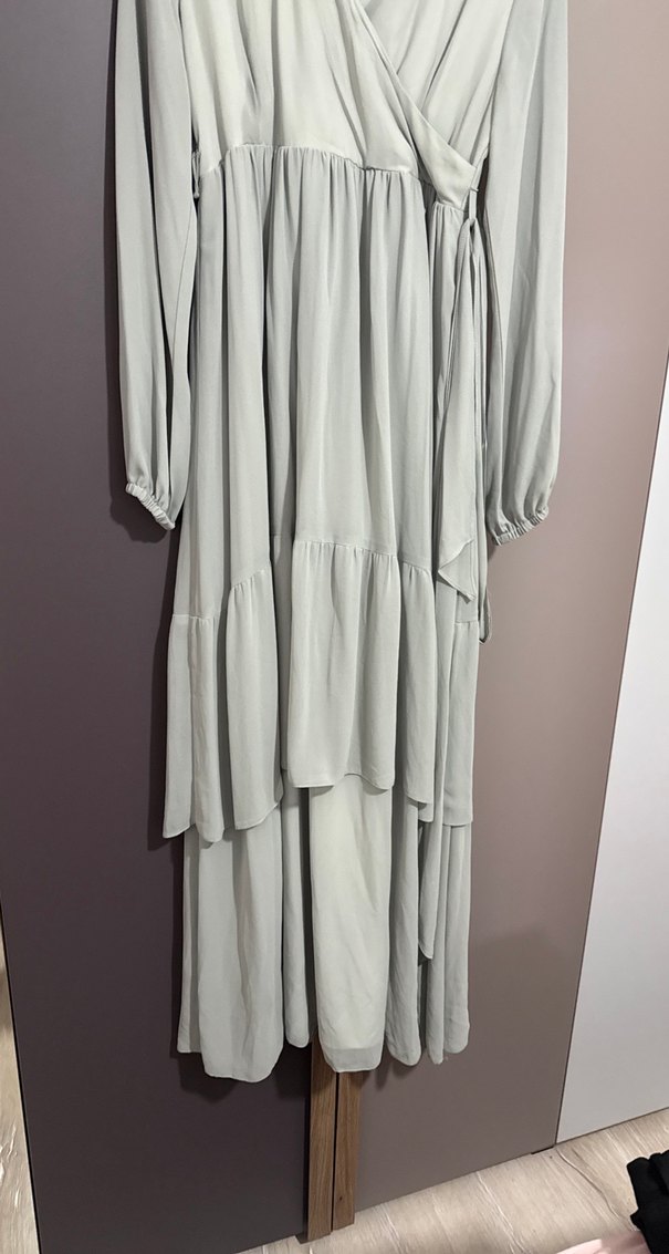 Uzun V Yaka Elbise - Görsel 2