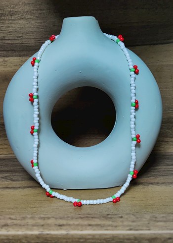 Beyaz Boncuklu Bohem kirazlı  Mini Kolye - Görsel 2