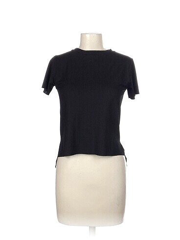 Diğer T-shirt %70 İndirimli.