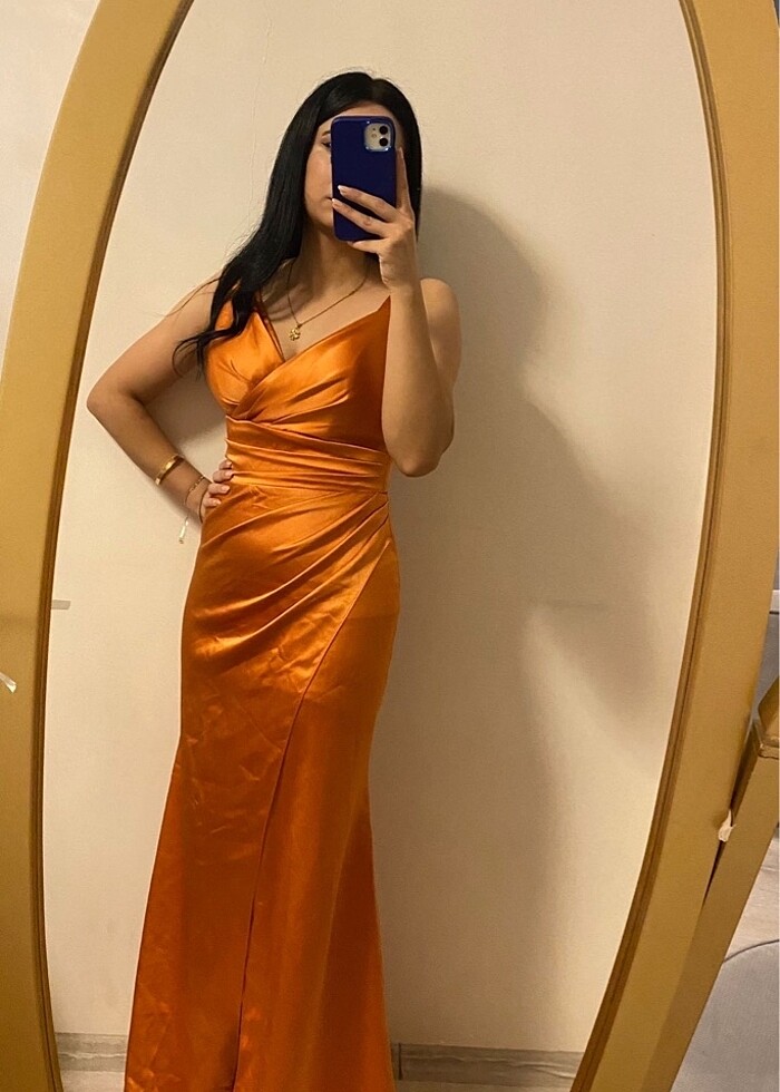 Saten abiye elbise - Görsel 2