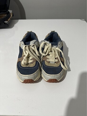 Zara orjinal çocuk ayakkabısı
