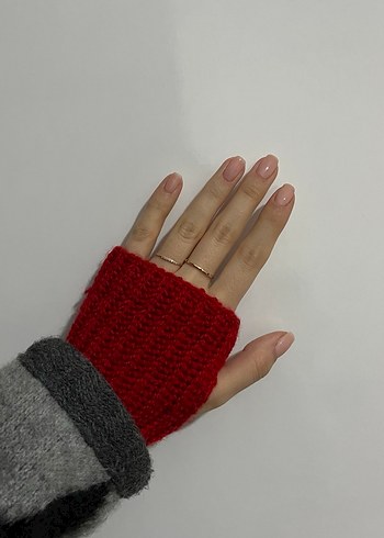 Kırmızı Örgü Parmaksız Kadın Eldiveni - Görsel 2