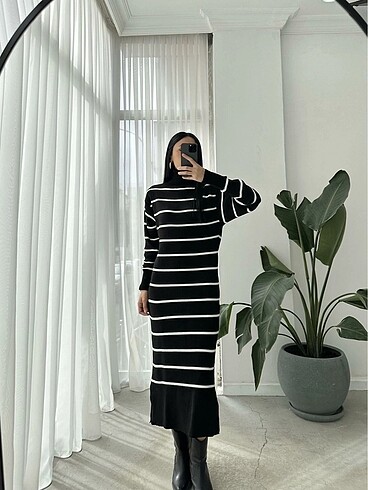 Balıkçı Yaka Boğazlı Triko Elbise