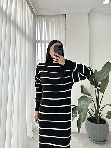Zara Balıkçı Yaka Boğazlı Triko Elbise
