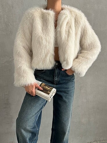 Zara Model Peluş Kürk Ceket