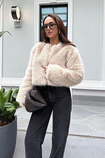 Crop Peluş Kürk