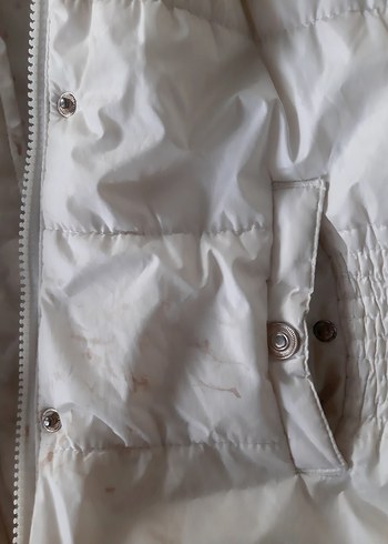 Beyaz Kapüşonlu Kadın Şişme Yelek - Görsel 3