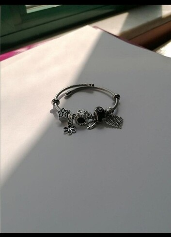 Charm bilezik 