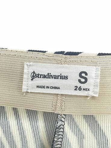 s Beden çeşitli Renk Stradivarius Tayt / Spor taytı %70 İndirimli.
