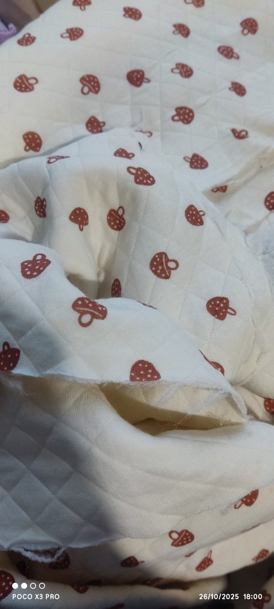 Çift taraflı kapitone kumaş - Görsel 2