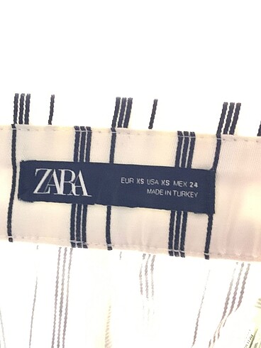 xs Beden çeşitli Renk Zara Mini Şort %70 İndirimli.