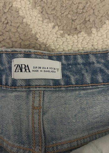 Zara Düğmeli Mavi Denim Mini Şort