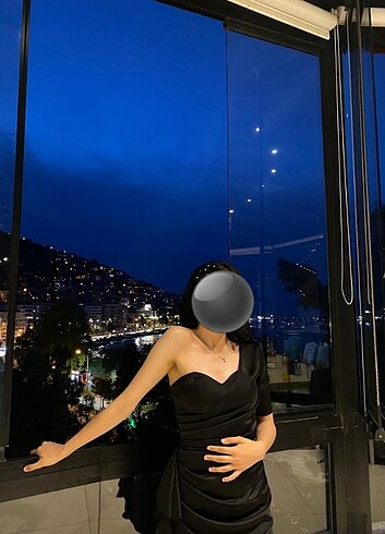 Diğer Siyah Abiye