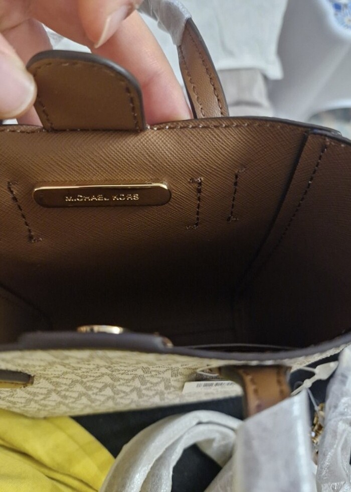 Michael Kors Vincent Logolu Saffiano. Orijinal - Görsel 2