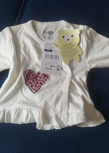 Beyaz fırfırli Kalp Detaylı Bebek Kız Takımı - Görsel 2