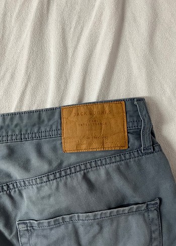 Jack & Jones Gri Denim Erkek Midi Şort - Görsel 4