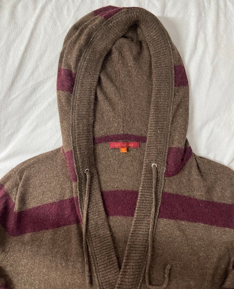 Not The Same Kapüşonlu V Yakalı Çizgili Kadın Kazak - Görsel 2