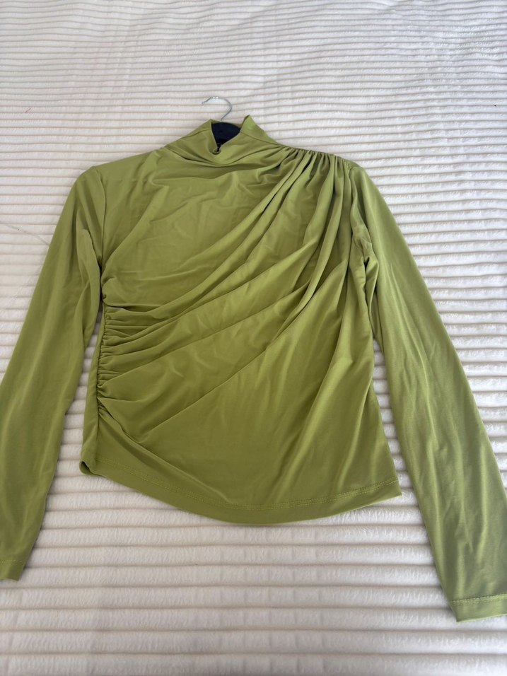 Haki Renkli Drapeli Yüksek Yakalı Kadın Bluz - Görsel 4